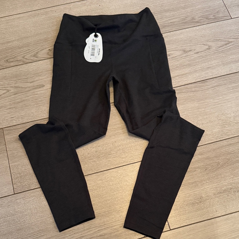 Women’s Prana heathered Black Leggings